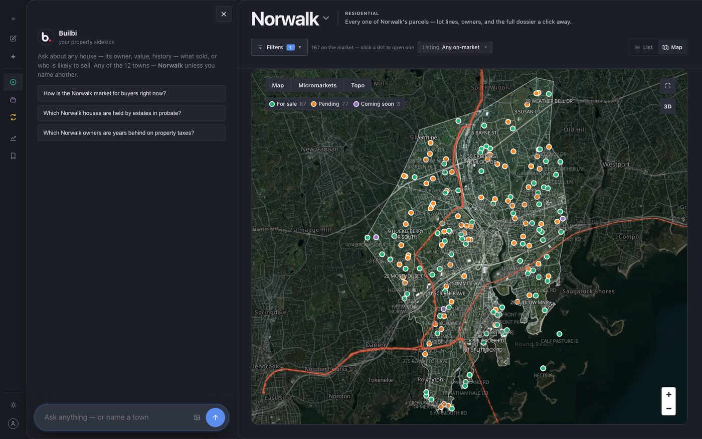 Norwalk on the Explore map, the chat panel open