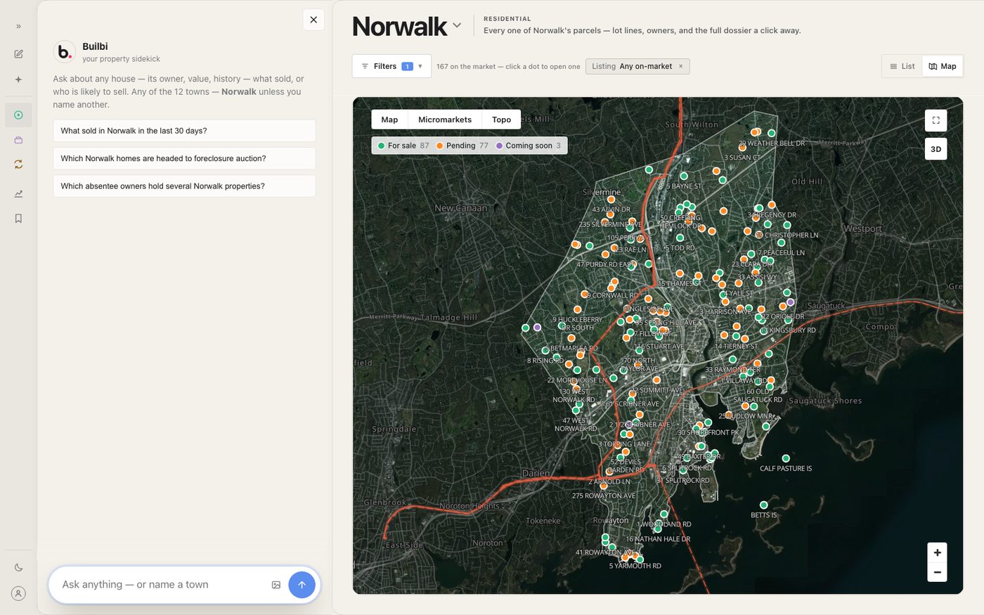 Norwalk on the Explore map, the chat panel open